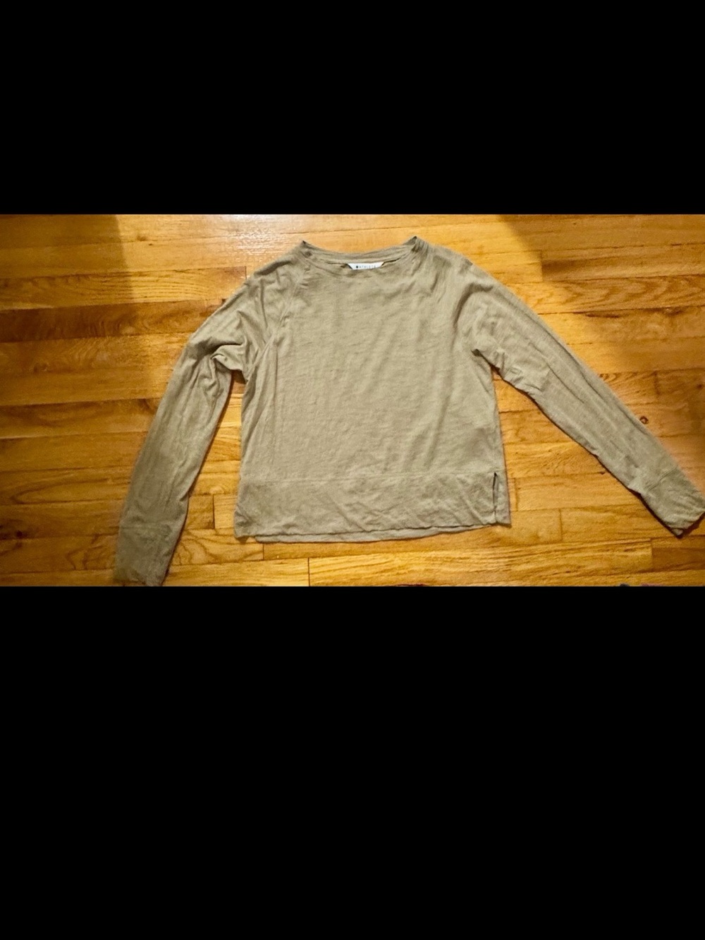 Basic Lightweight Crewneck Long Sleeve Top - Khaki